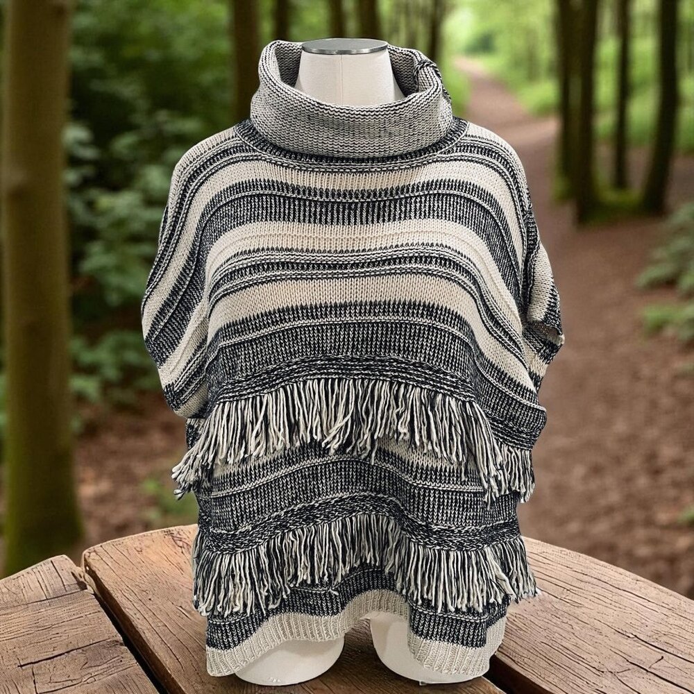 Linda Anderson Black Ivory Striped Knit Fringe‎ Poncho Sweater One Size Cozy